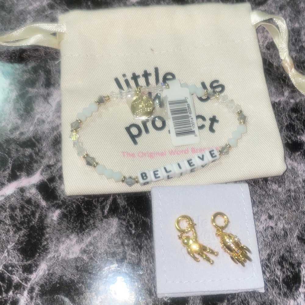 Little words project charms set